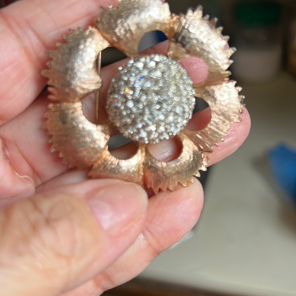 Vintage rhinestone brooch